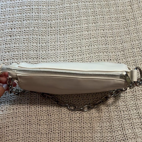 Purse - Picture 4 of 6